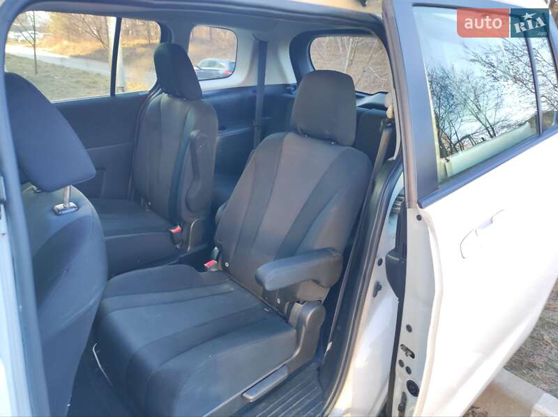 Минивэн Mazda 5 2014 в Львове