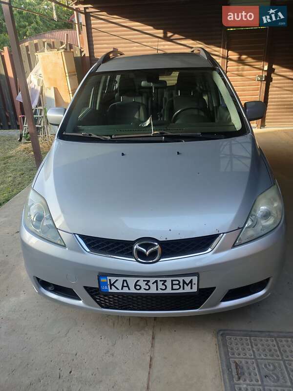 Мінівен Mazda 5