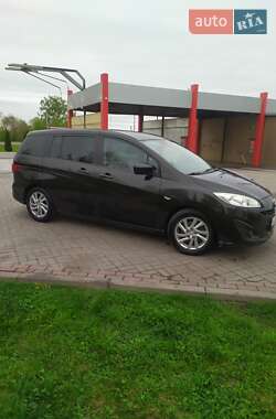 Mazda 5  2011