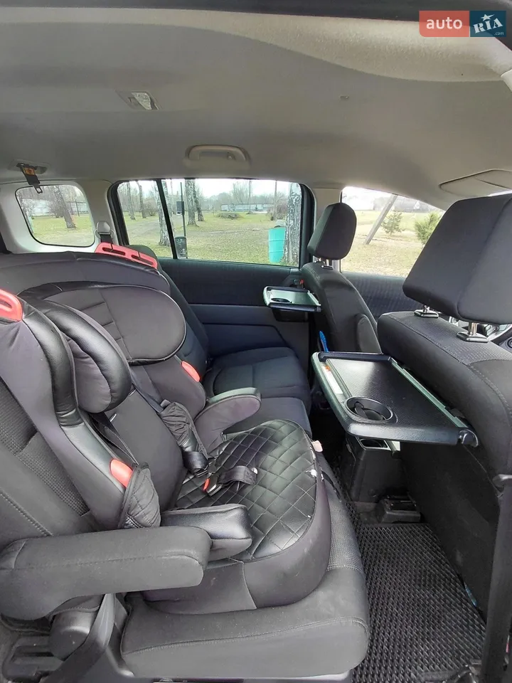 2010 Mazda 5 - мініатюра 5