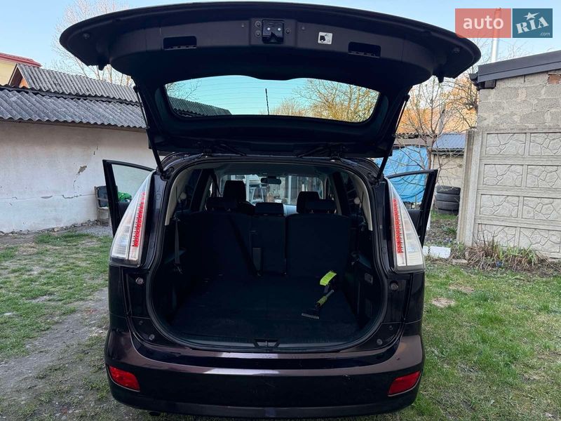 Мінівен Mazda 5 2009 в Львові фото 5 Мінівен Mazda 5 2009 в Львові
