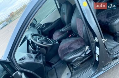 Мінівен Mazda 5 2012 в Рівному