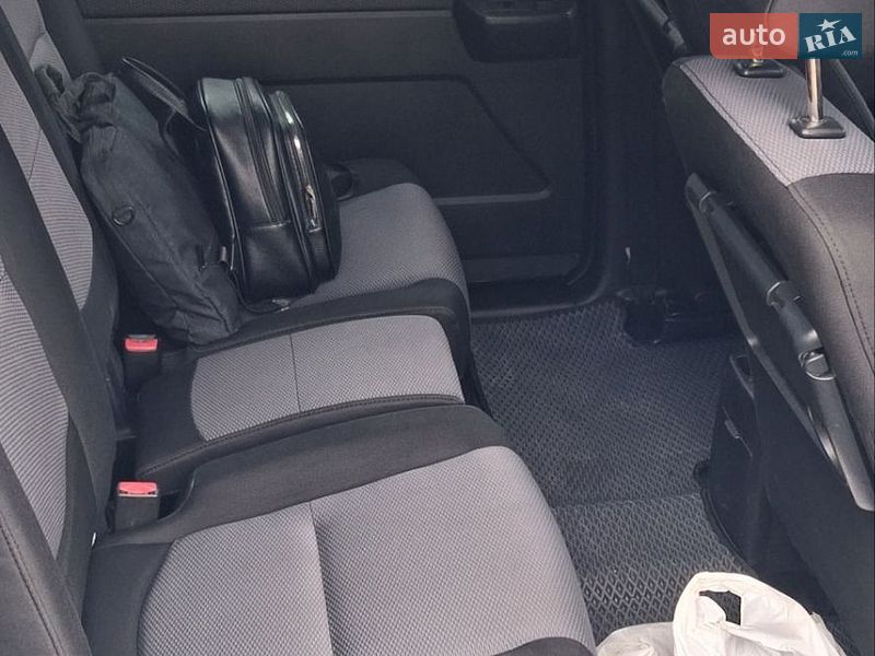 Мінівен Mazda 5 2005 в Івано-Франківську фото 7 Мінівен Mazda 5 2005 в Івано-Франківську