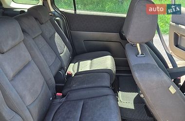 Mazda 5  2008