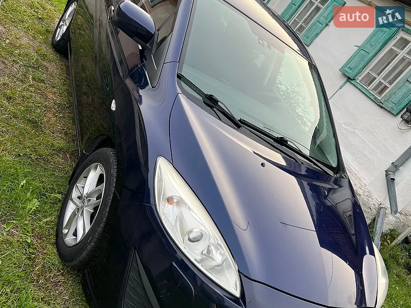 Mazda 5