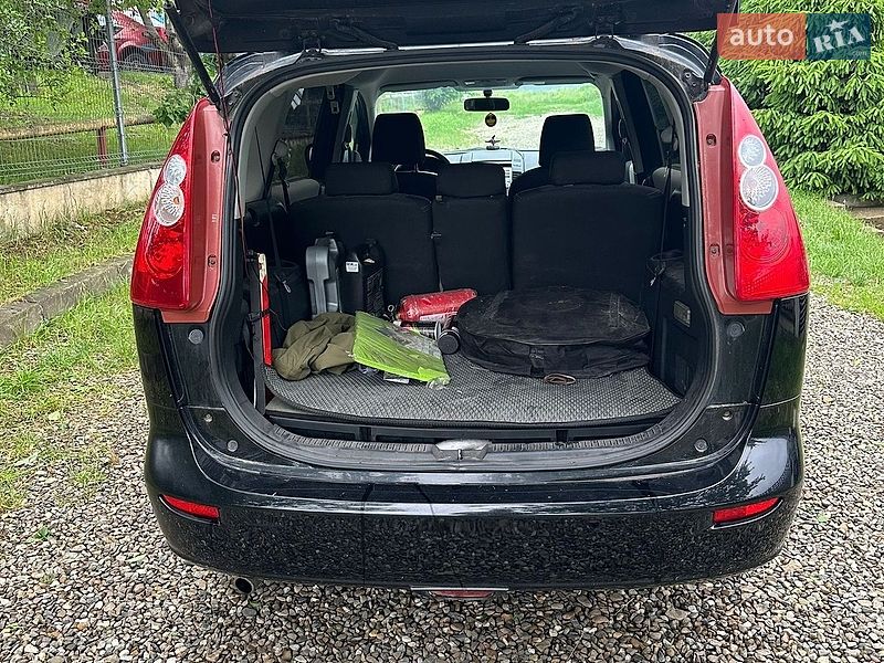 Мінівен Mazda 5 2006 в Чернівцях фото 5 Мінівен Mazda 5 2006 в Чернівцях