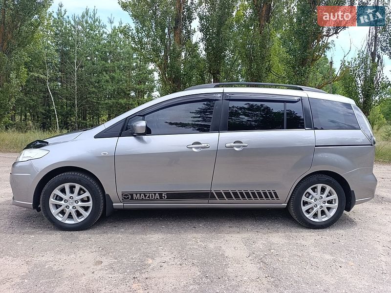 Мінівен Mazda 5 2010 в Охтирці