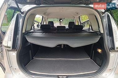 Мінівен Mazda 5 2010 в Охтирці