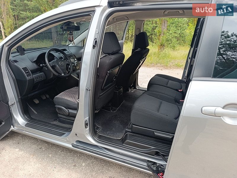 Мінівен Mazda 5 2010 в Охтирці