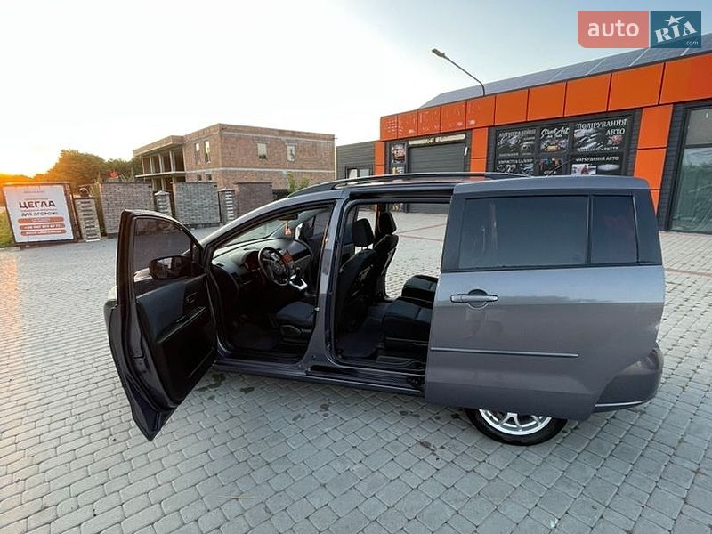 Минивэн Mazda 5 2007 в Снятине