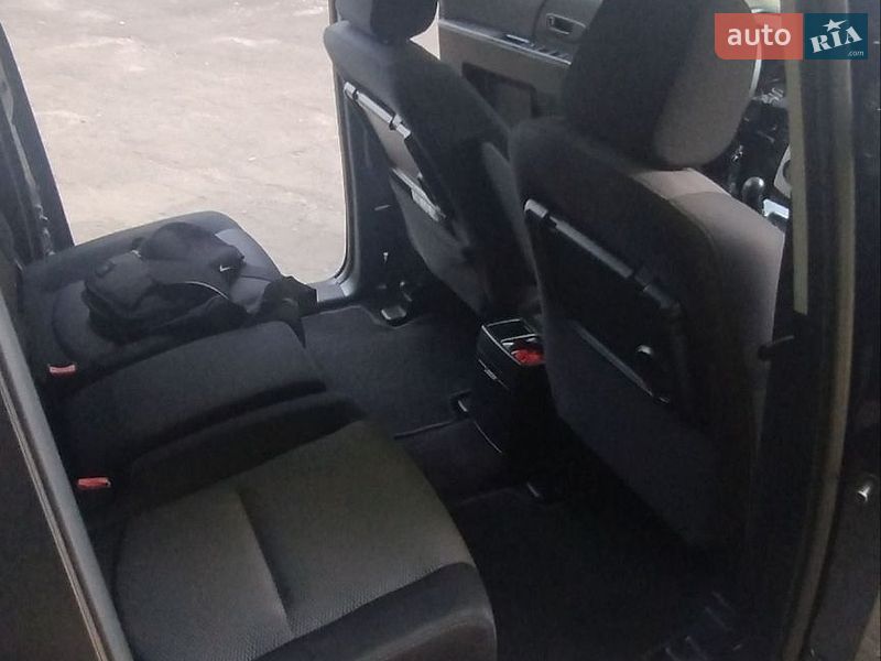 Мінівен Mazda 5 2007 в Хмельницькому