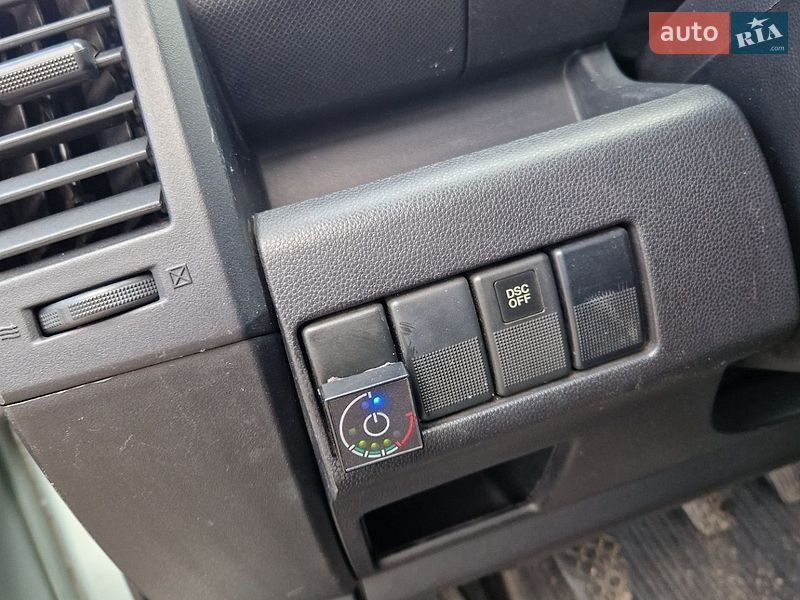 Мінівен Mazda 5 2006 в Києві фото 9 Мінівен Mazda 5 2006 в Києві