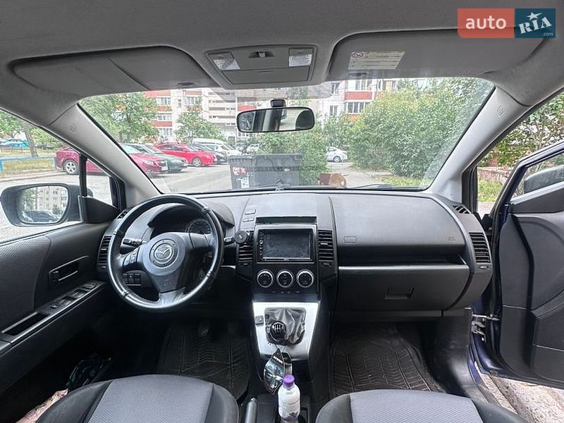Минивэн Mazda 5 2007 в Киеве