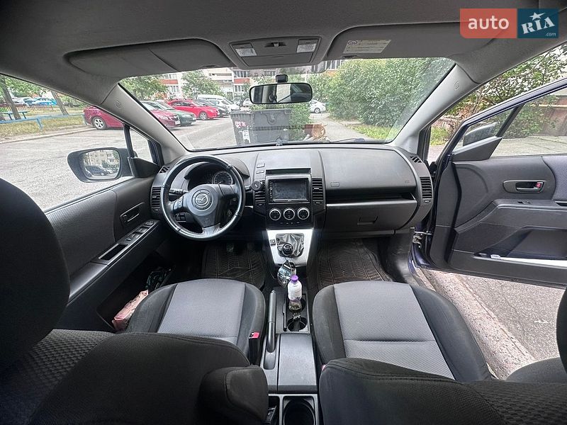 Минивэн Mazda 5 2007 в Киеве
