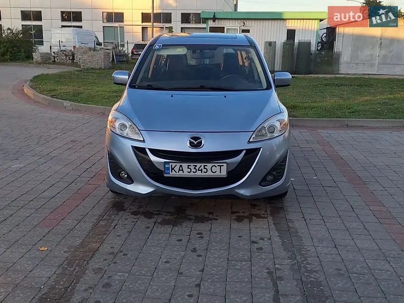 Mazda 5 2011