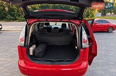 Минивэн Mazda 5 2005 в Днепре