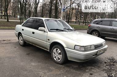 Mazda 626  1989