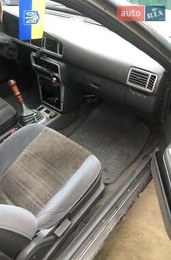 Mazda 626  1989