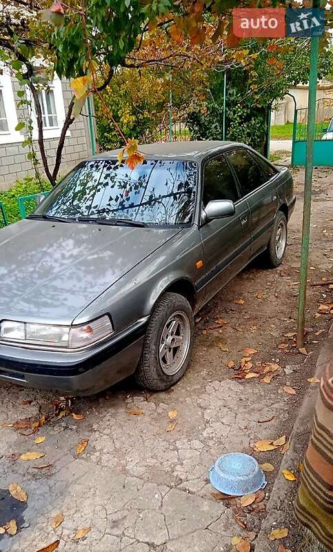 Седан Mazda 626 1991 в Сараті