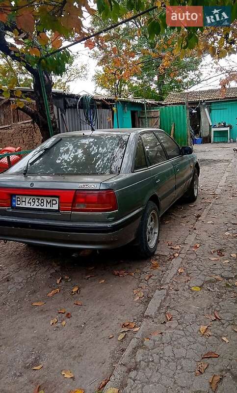 Седан Mazda 626 1991 в Сараті