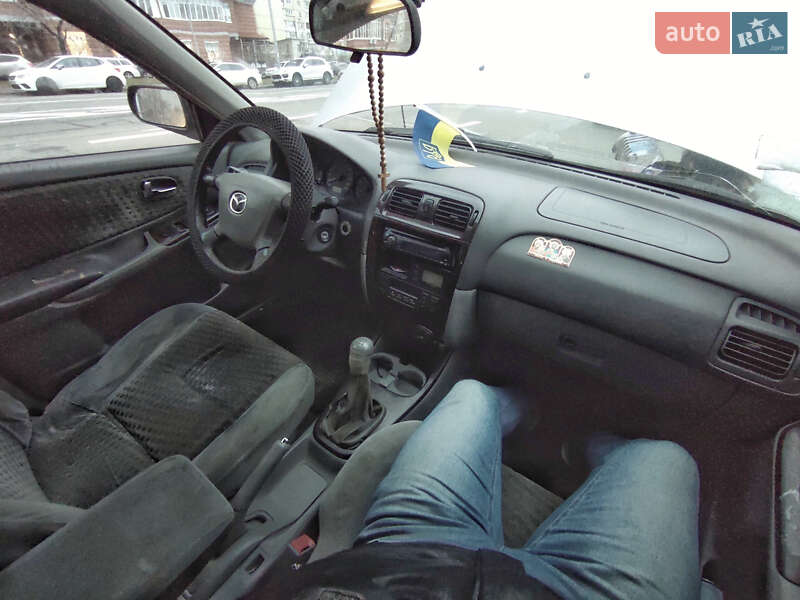 Хетчбек Mazda 626 2000 в Києві
