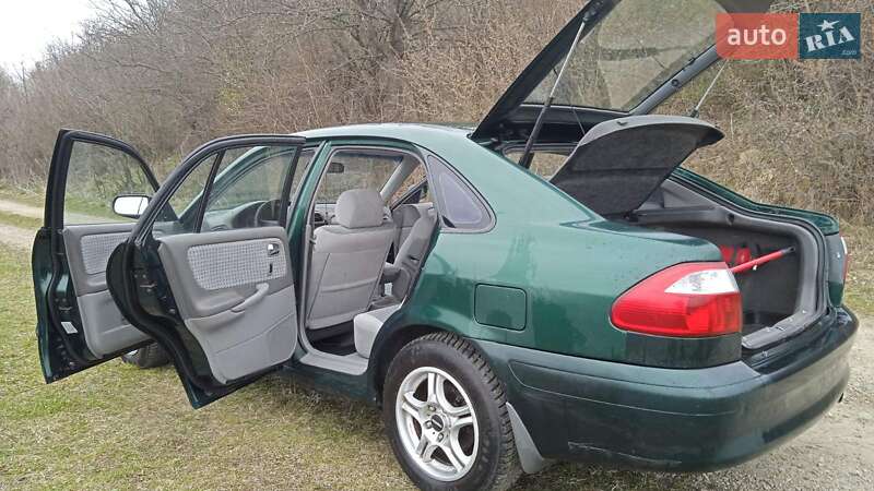 Универсал Mazda 626 2000 в Нижанковичах