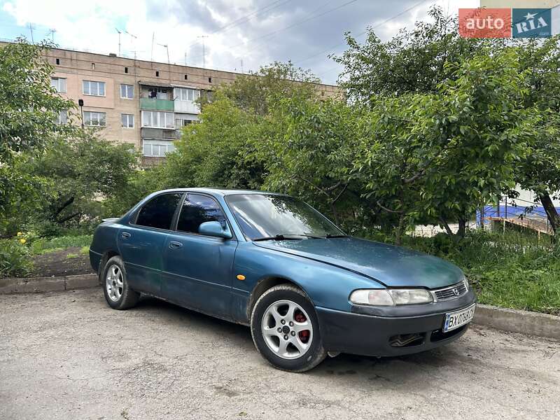Седан Mazda 626