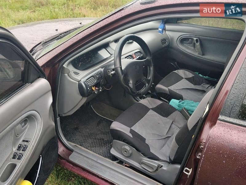 Хетчбек Mazda 626 1994 в Українці