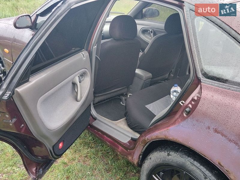 Хетчбек Mazda 626 1994 в Українці