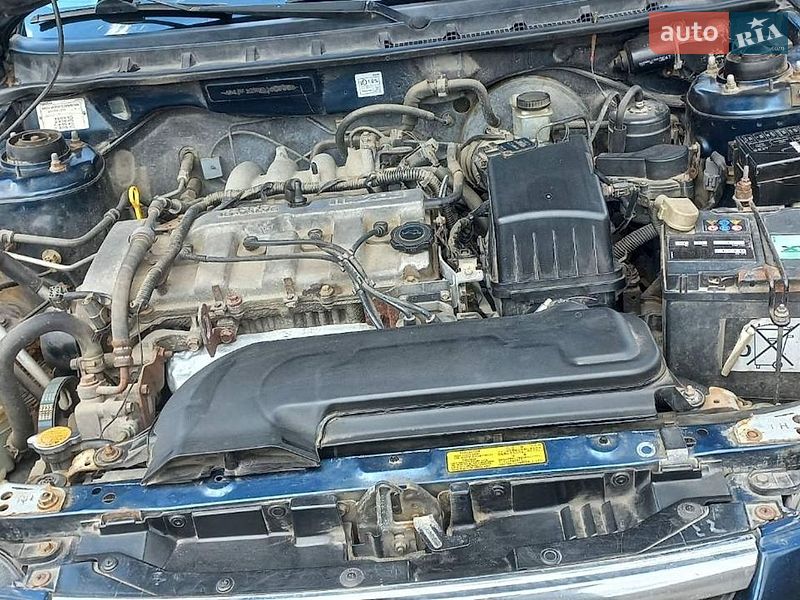 Седан Mazda 626 1999 в Львові