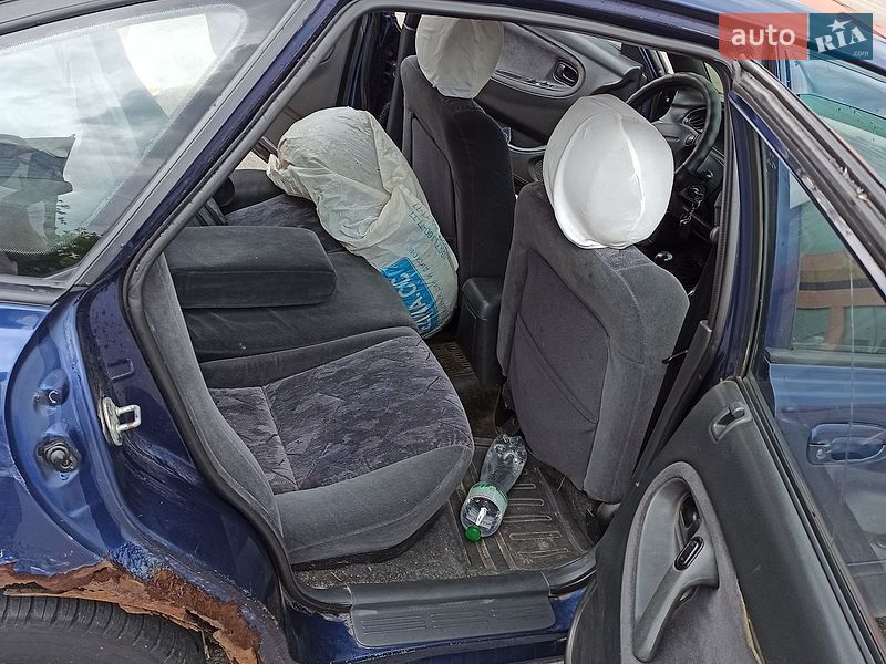 Хэтчбек Mazda 626 1996 в Киеве