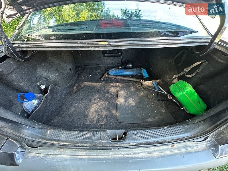 Седан Mazda 626 1998 в Білій Церкві