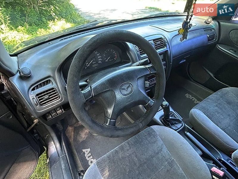 Седан Mazda 626 1998 в Білій Церкві