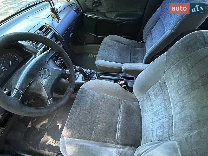 Седан Mazda 626 1998 в Білій Церкві