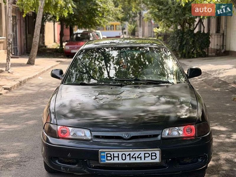 Хэтчбек Mazda 626 1994 в Одессе