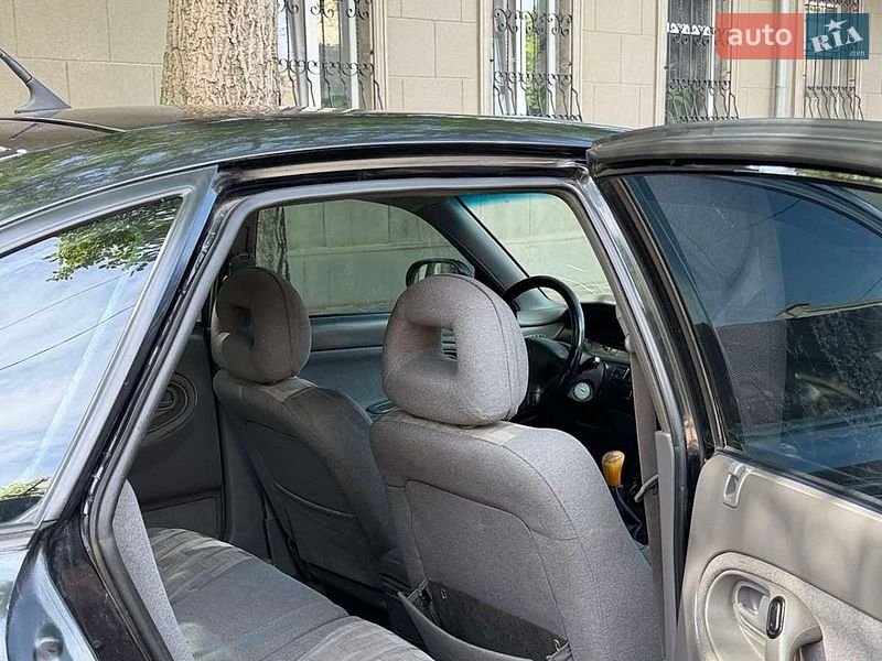 Хэтчбек Mazda 626 1994 в Одессе