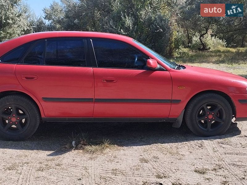 Хетчбек Mazda 626 1998 в Білгороді-Дністровському фото 3 Хетчбек Mazda 626 1998 в Білгороді-Дністровському