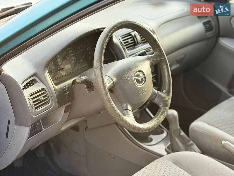 Седан Mazda 626 2000 в Николаеве