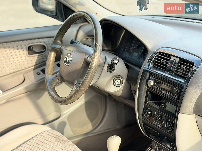 Седан Mazda 626 2000 в Николаеве