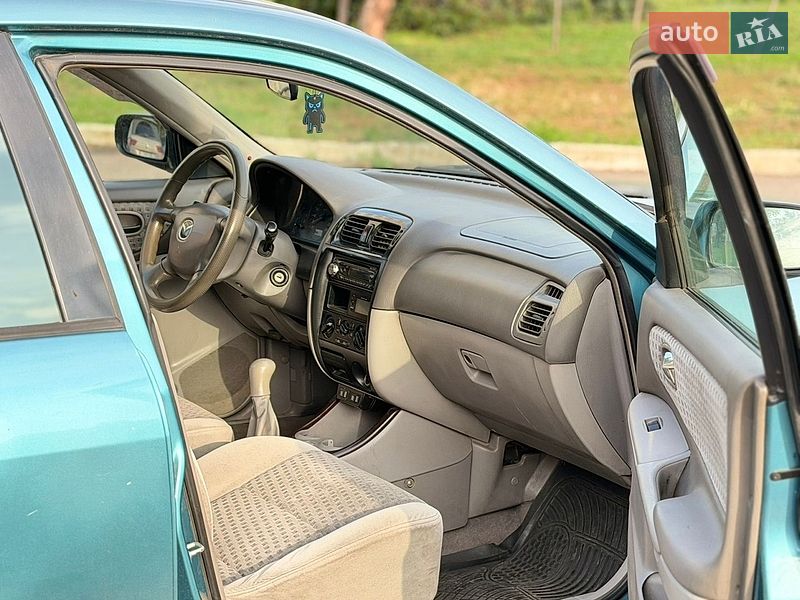 Седан Mazda 626 2000 в Николаеве