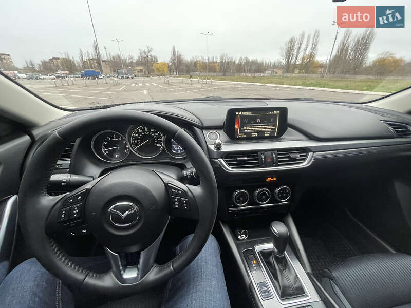 Седан Mazda 6 2015 в Кривому Розі