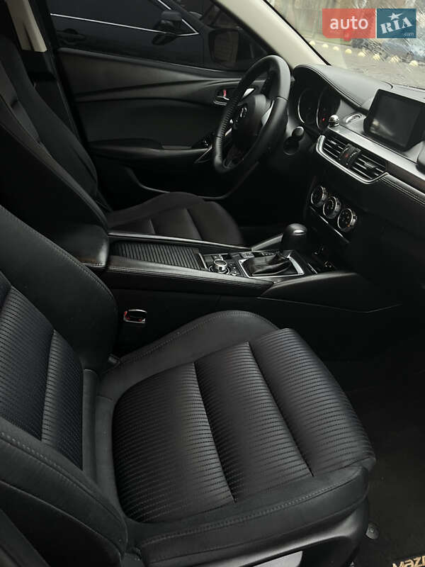 Седан Mazda 6 2015 в Кривому Розі