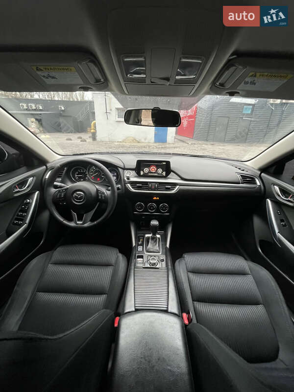 Седан Mazda 6 2015 в Кривому Розі