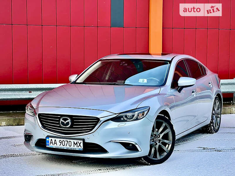 Седан Mazda 6 2016 в Киеве
