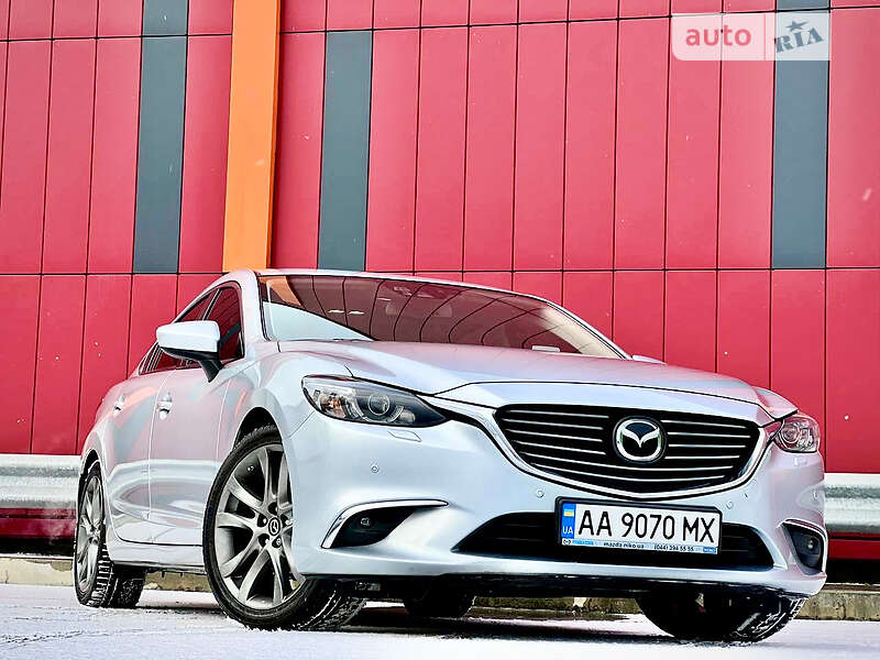 Седан Mazda 6 2016 в Киеве