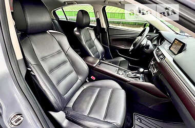 Седан Mazda 6 2016 в Киеве