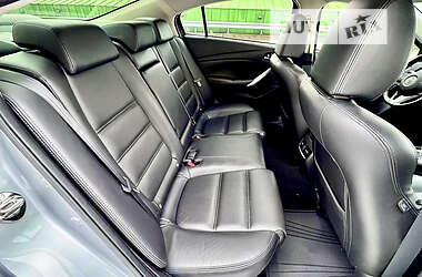 Седан Mazda 6 2016 в Киеве