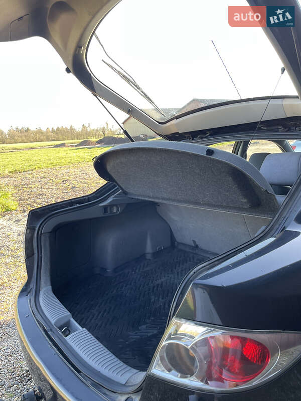Седан Mazda 6 2005 в Тернополе