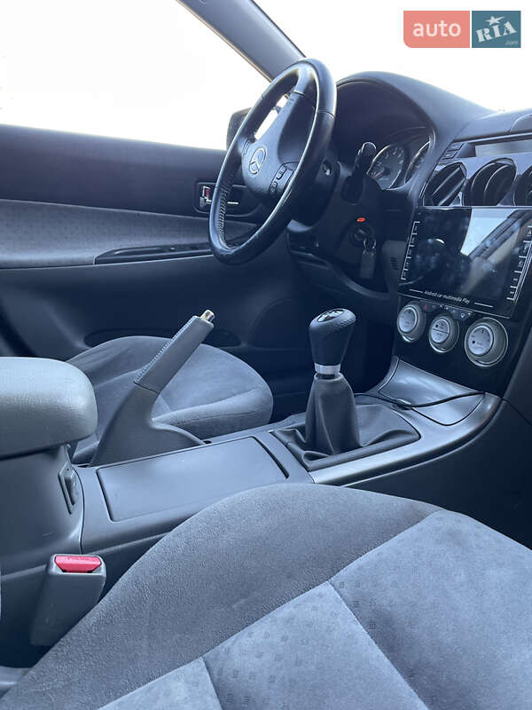 Седан Mazda 6 2005 в Тернополе