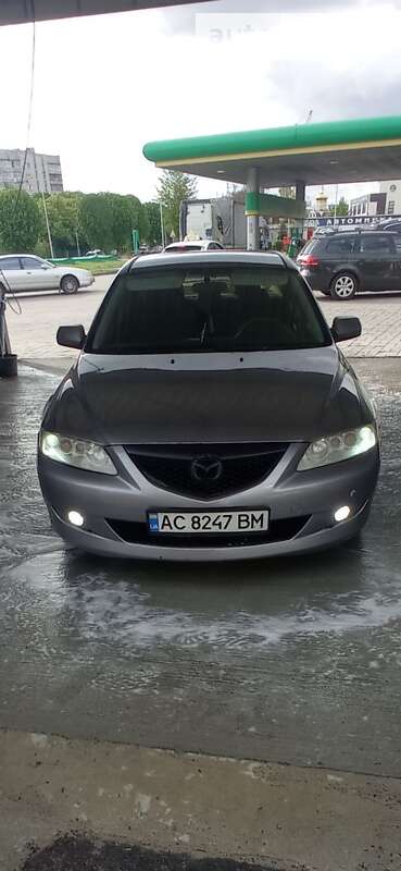 Седан Mazda 6